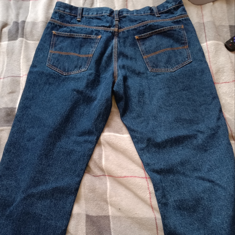 Blue jeans - Picture 2 of 3